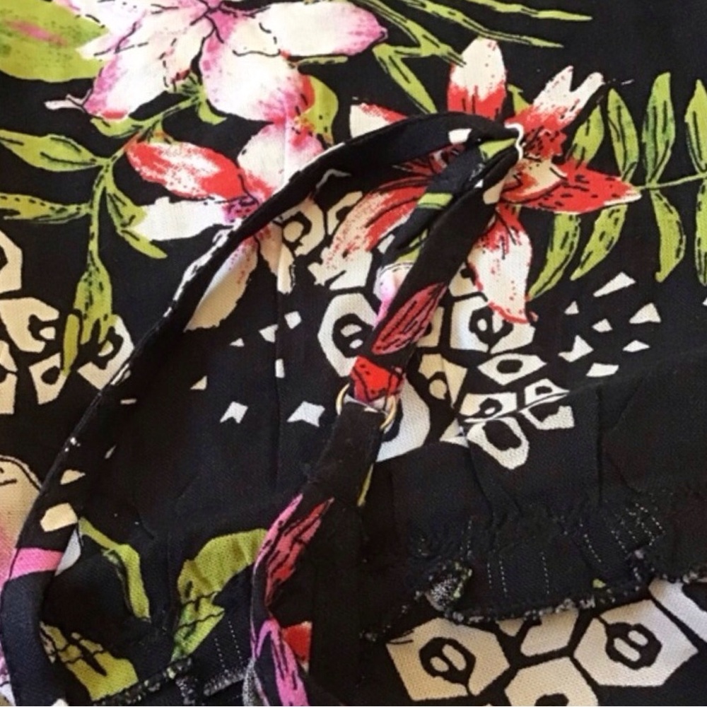 BOHO ME Collection Floral Dress (NWT) (Size: XS) - Picture 8 of 11